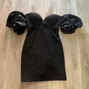 ronny kobo gioia black sweetheaet neckline ruched sleeve strapless mini dress